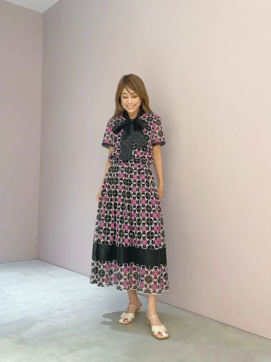 ORIGINATED IN GRACE CONTINENTAL yukimi yonee コーディネート画像