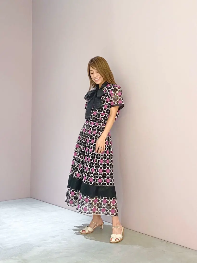 ORIGINATED IN GRACE CONTINENTAL yukimi yonee コーディネート画像