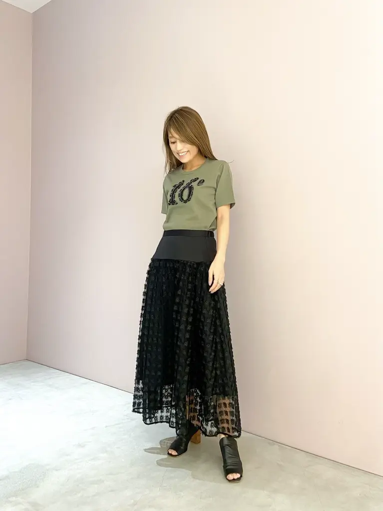 ORIGINATED IN GRACE CONTINENTAL yukimi yonee コーディネート画像