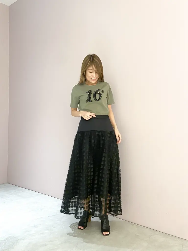 ORIGINATED IN GRACE CONTINENTAL yukimi yonee コーディネート画像