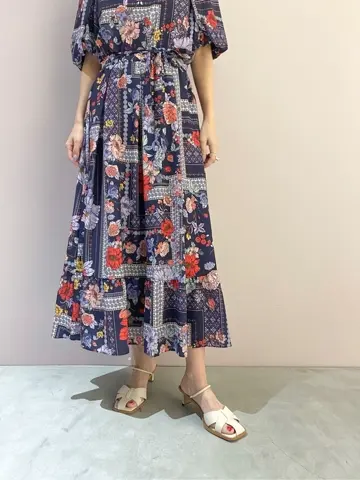 ORIGINATED IN GRACE CONTINENTAL yukimi yonee コーディネート画像