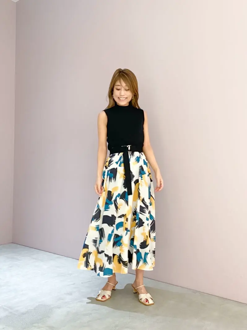 ORIGINATED IN GRACE CONTINENTAL yukimi yonee コーディネート画像