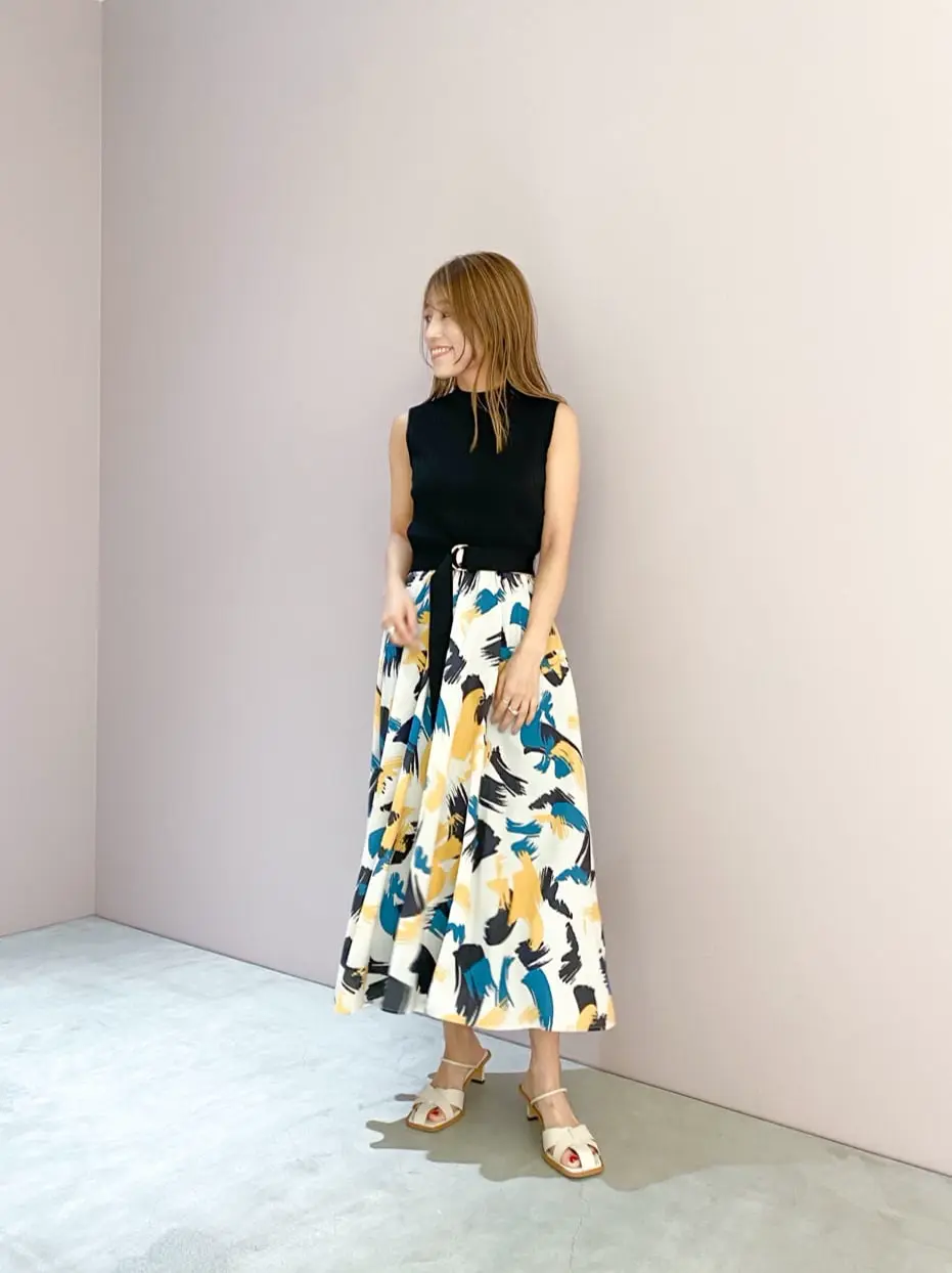 ORIGINATED IN GRACE CONTINENTAL yukimi yonee コーディネート画像