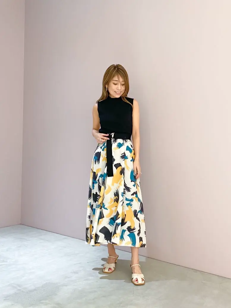 ORIGINATED IN GRACE CONTINENTAL yukimi yonee コーディネート画像