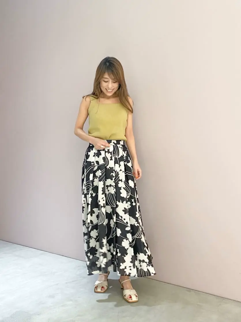 ORIGINATED IN GRACE CONTINENTAL yukimi yonee コーディネート画像