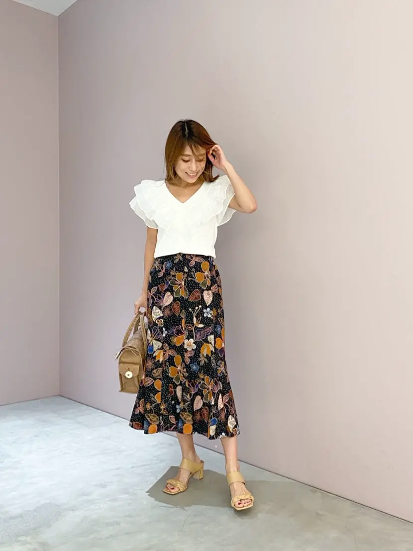 ORIGINATED IN GRACE CONTINENTAL yukimi yonee コーディネート画像