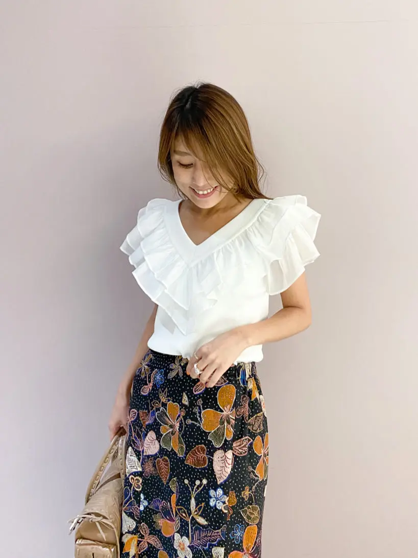 ORIGINATED IN GRACE CONTINENTAL yukimi yonee コーディネート画像