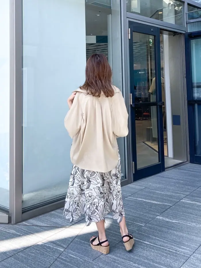 ORIGINATED IN GRACE CONTINENTAL yukimi yonee コーディネート画像