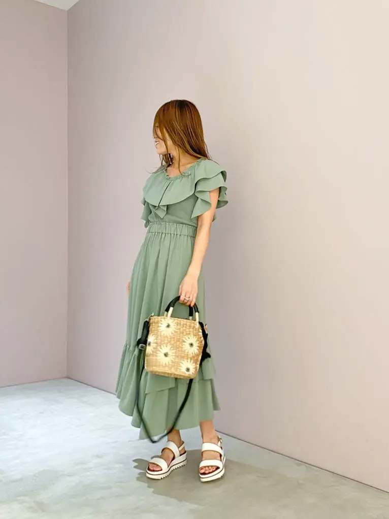 ORIGINATED IN GRACE CONTINENTAL yukimi yonee コーディネート画像