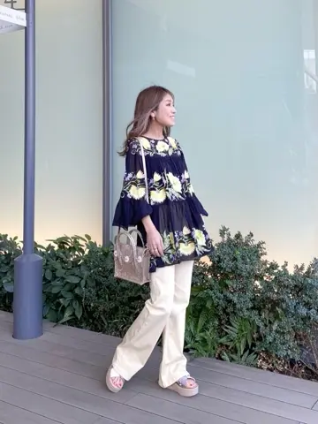 ORIGINATED IN GRACE CONTINENTAL yukimi yonee コーディネート画像