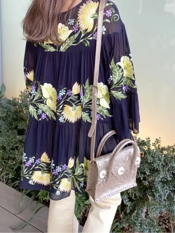 ORIGINATED IN GRACE CONTINENTAL yukimi yonee コーディネート画像