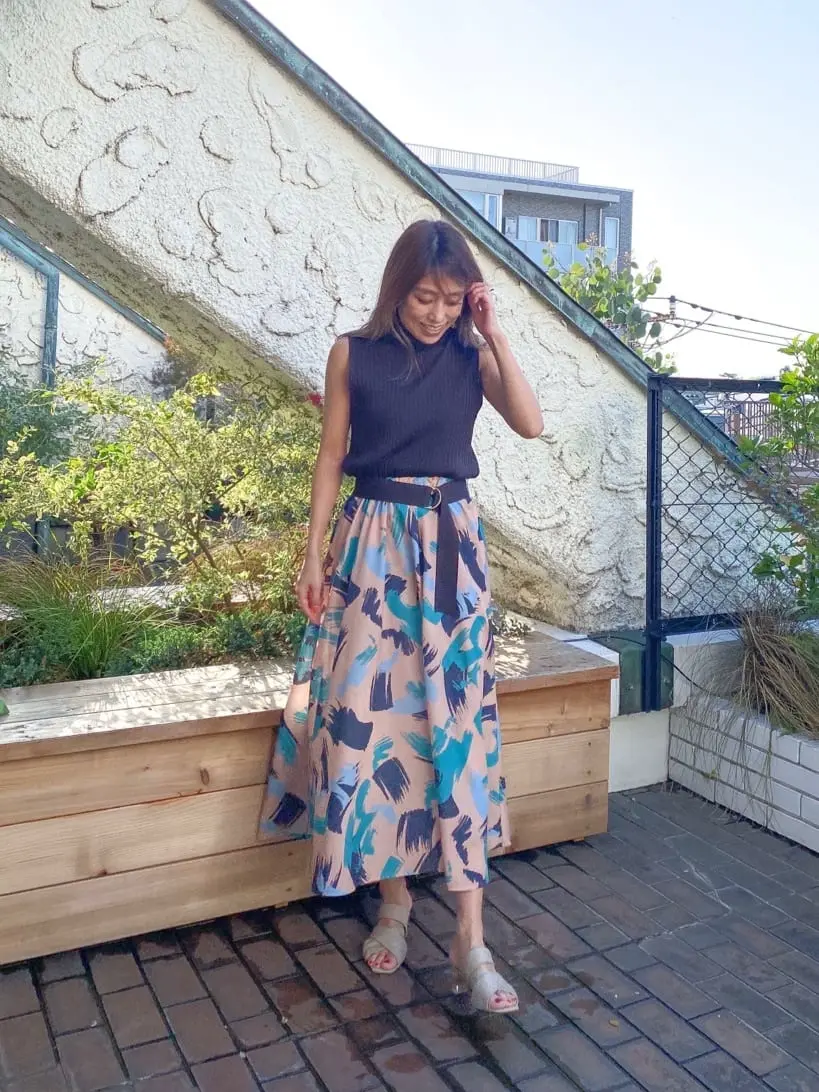 ORIGINATED IN GRACE CONTINENTAL yukimi yonee コーディネート画像