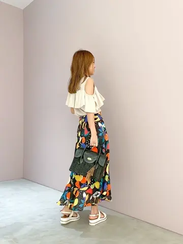 ORIGINATED IN GRACE CONTINENTAL yukimi yonee コーディネート画像