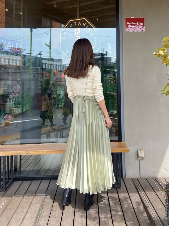 ORIGINATED IN GRACE CONTINENTAL yukimi yonee コーディネート画像