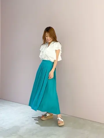 ORIGINATED IN GRACE CONTINENTAL yukimi yonee コーディネート画像