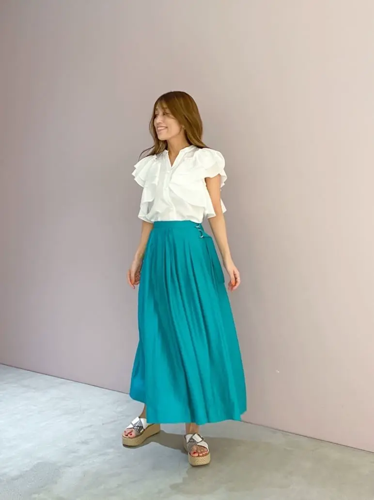 ORIGINATED IN GRACE CONTINENTAL yukimi yonee コーディネート画像