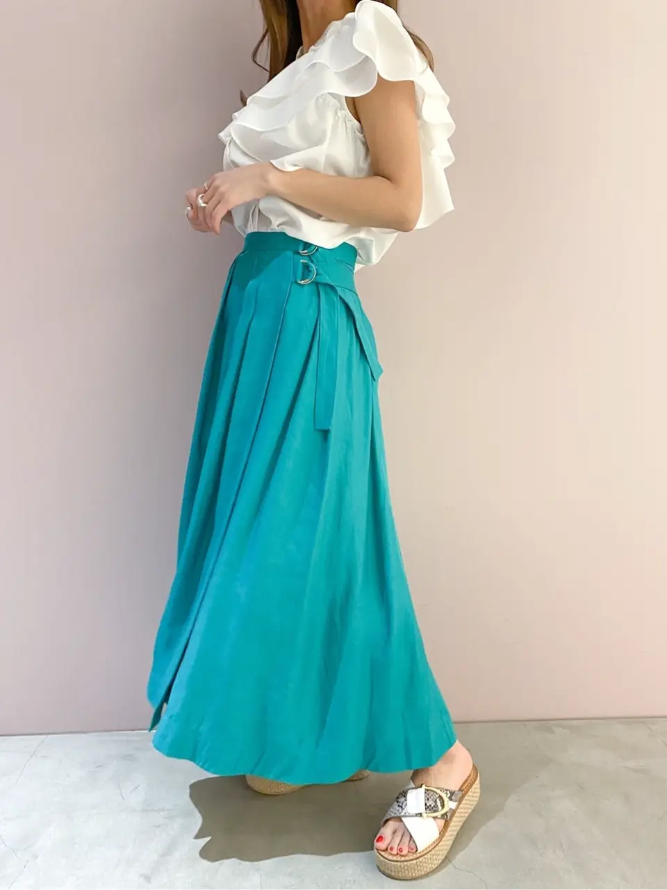 ORIGINATED IN GRACE CONTINENTAL yukimi yonee コーディネート画像