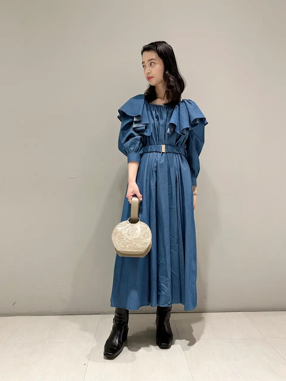 ORIGINATED IN GRACE CONTINENTAL yuri コーディネート画像