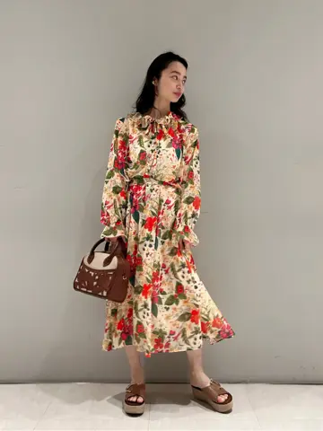 ORIGINATED IN GRACE CONTINENTAL yuri コーディネート画像