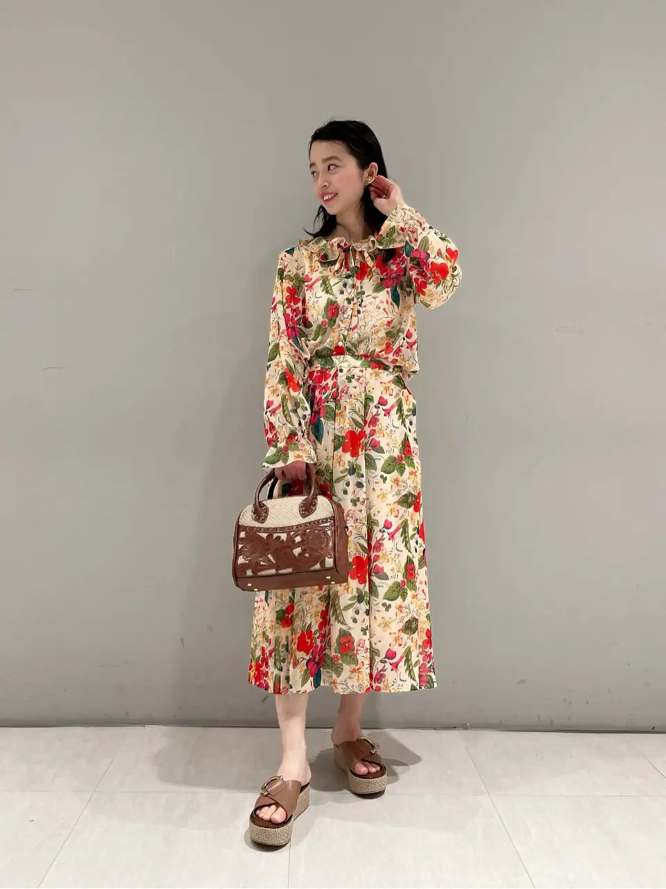 ORIGINATED IN GRACE CONTINENTAL yuri コーディネート画像