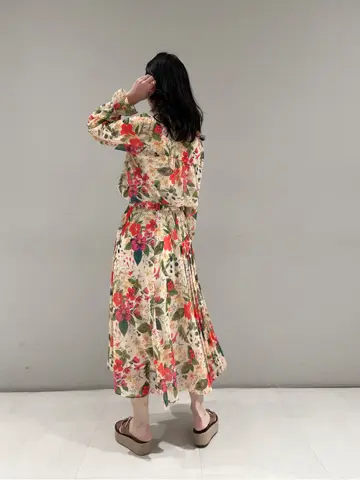 ORIGINATED IN GRACE CONTINENTAL yuri コーディネート画像