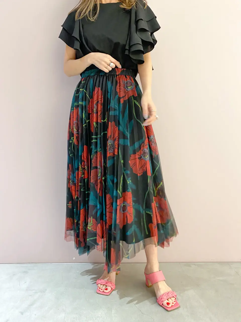 ORIGINATED IN GRACE CONTINENTAL yukimi yonee コーディネート画像