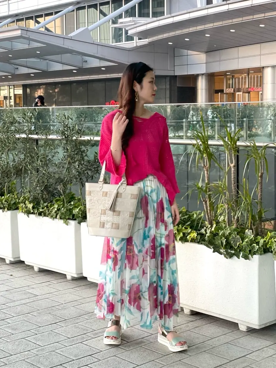 ORIGINATED IN GRACE CONTINENTAL Kaho コーディネート画像