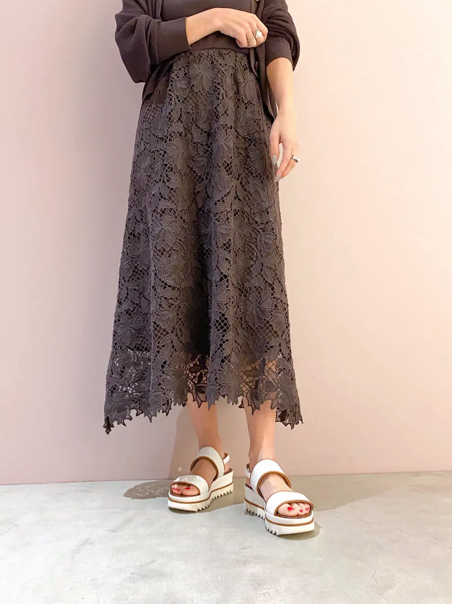 ORIGINATED IN GRACE CONTINENTAL yukimi yonee コーディネート画像