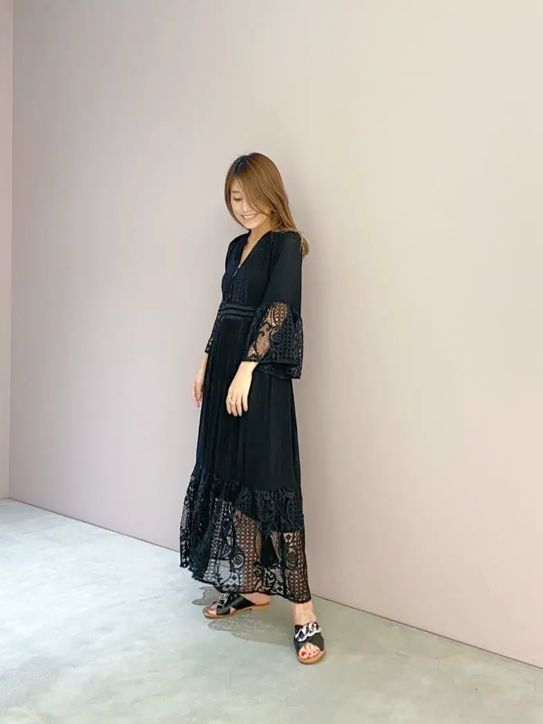 ORIGINATED IN GRACE CONTINENTAL yukimi yonee コーディネート画像