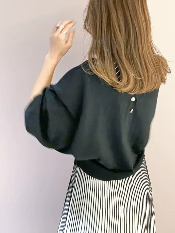 ORIGINATED IN GRACE CONTINENTAL yukimi yonee コーディネート画像