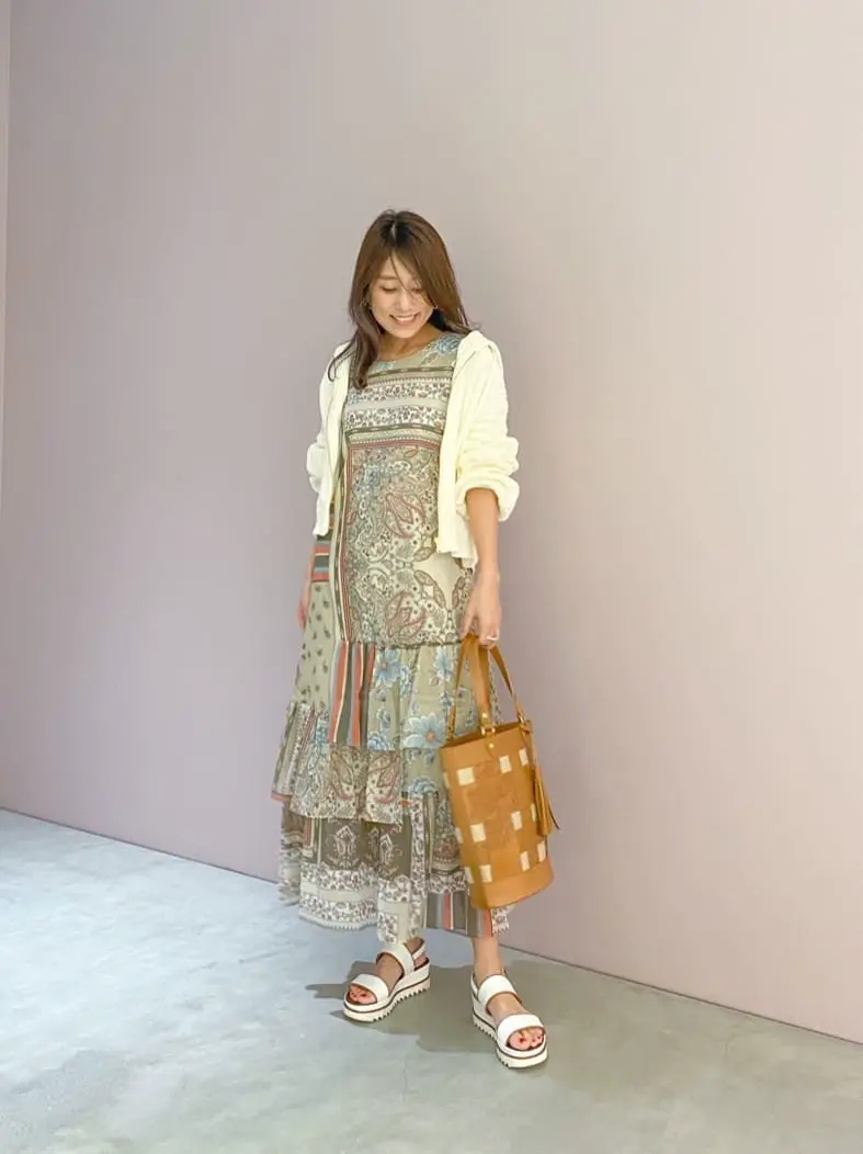 ORIGINATED IN GRACE CONTINENTAL yukimi yonee コーディネート画像