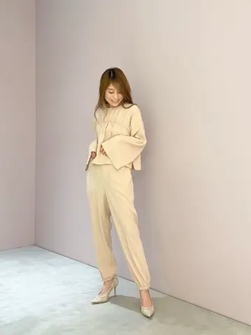 ORIGINATED IN GRACE CONTINENTAL yukimi yonee コーディネート画像