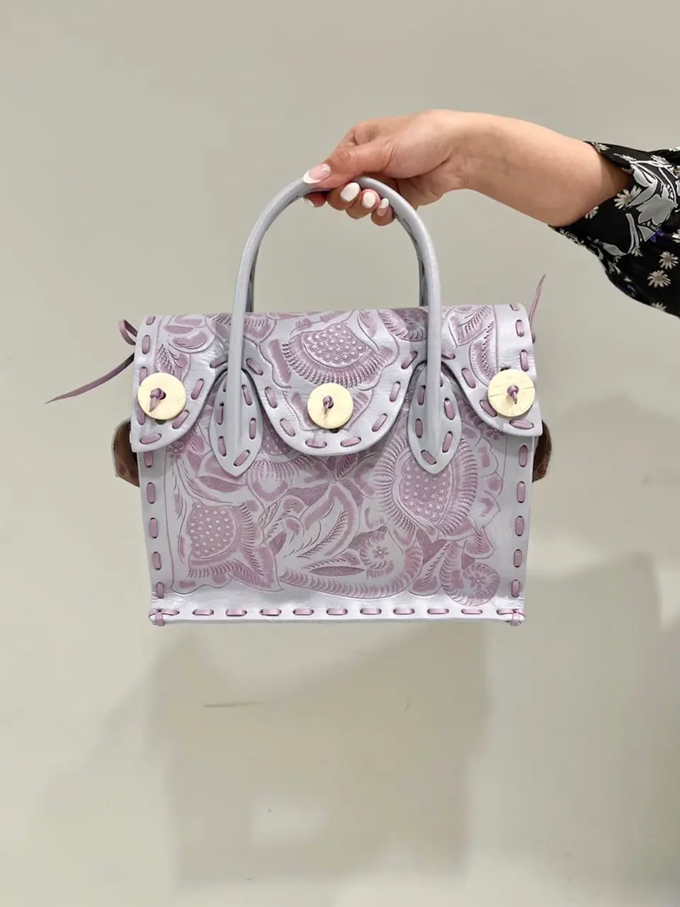 ORIGINATED IN GRACE CONTINENTAL 小笠原　春菜 コーディネート画像