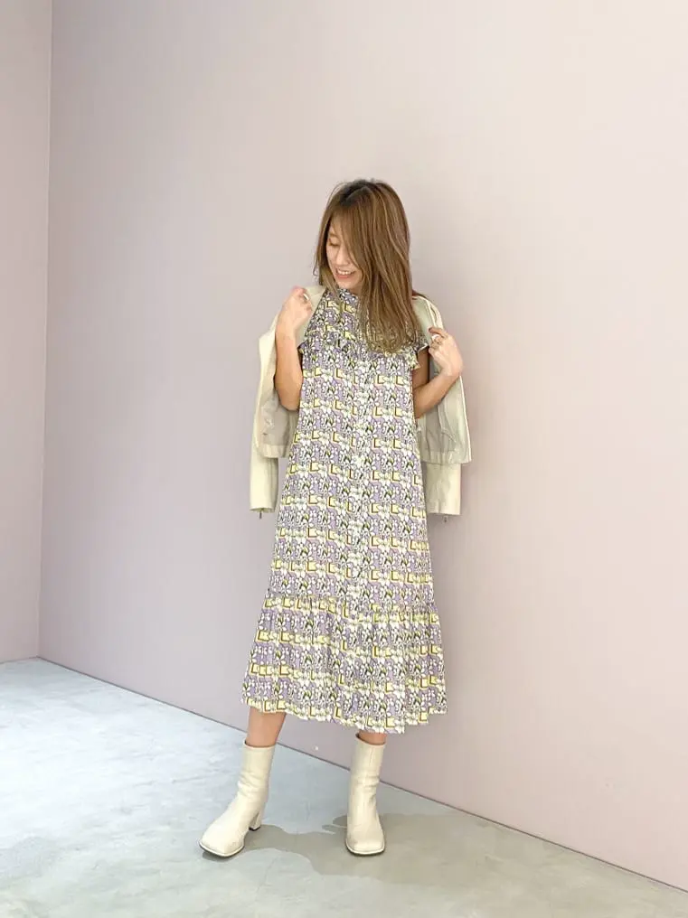 ORIGINATED IN GRACE CONTINENTAL yukimi yonee コーディネート画像