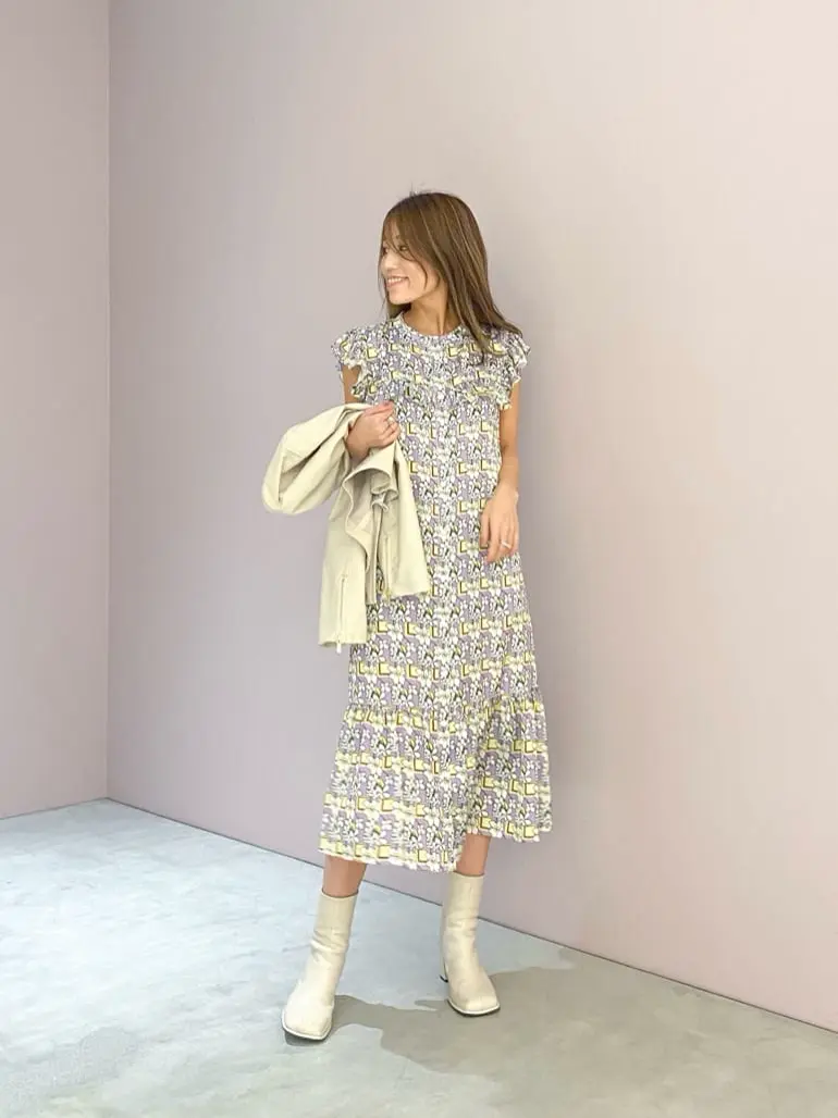 ORIGINATED IN GRACE CONTINENTAL yukimi yonee コーディネート画像