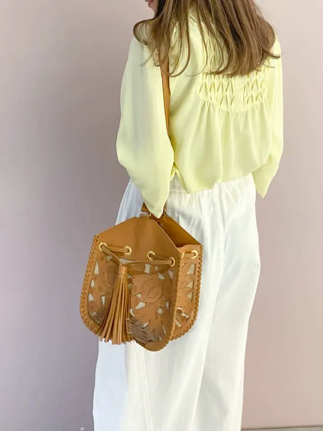 ORIGINATED IN GRACE CONTINENTAL yukimi yonee コーディネート画像