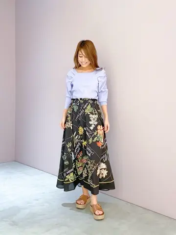 ORIGINATED IN GRACE CONTINENTAL yukimi yonee コーディネート画像