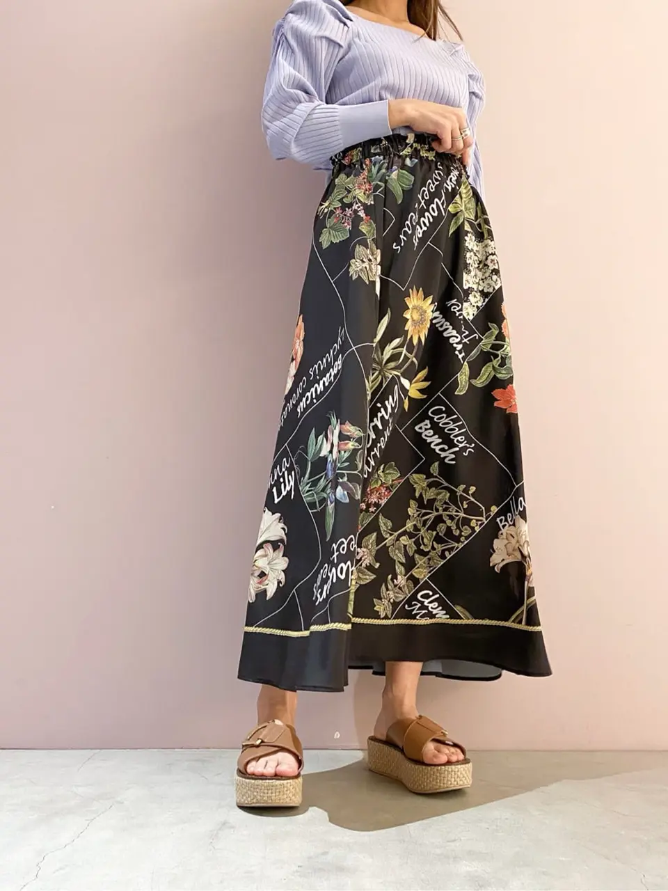 ORIGINATED IN GRACE CONTINENTAL yukimi yonee コーディネート画像