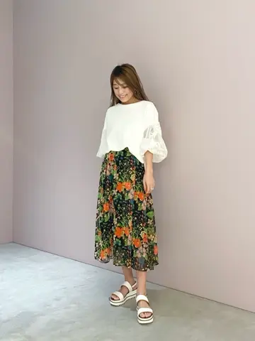 ORIGINATED IN GRACE CONTINENTAL yukimi yonee コーディネート画像