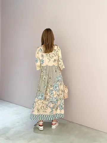 ORIGINATED IN GRACE CONTINENTAL yukimi yonee コーディネート画像