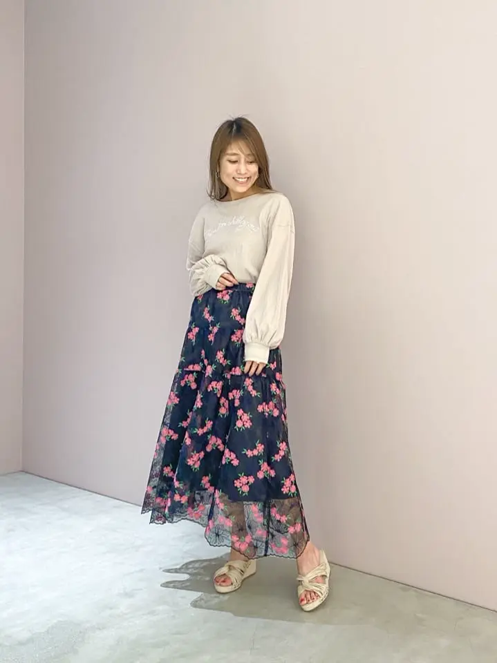 ORIGINATED IN GRACE CONTINENTAL yukimi yonee コーディネート画像