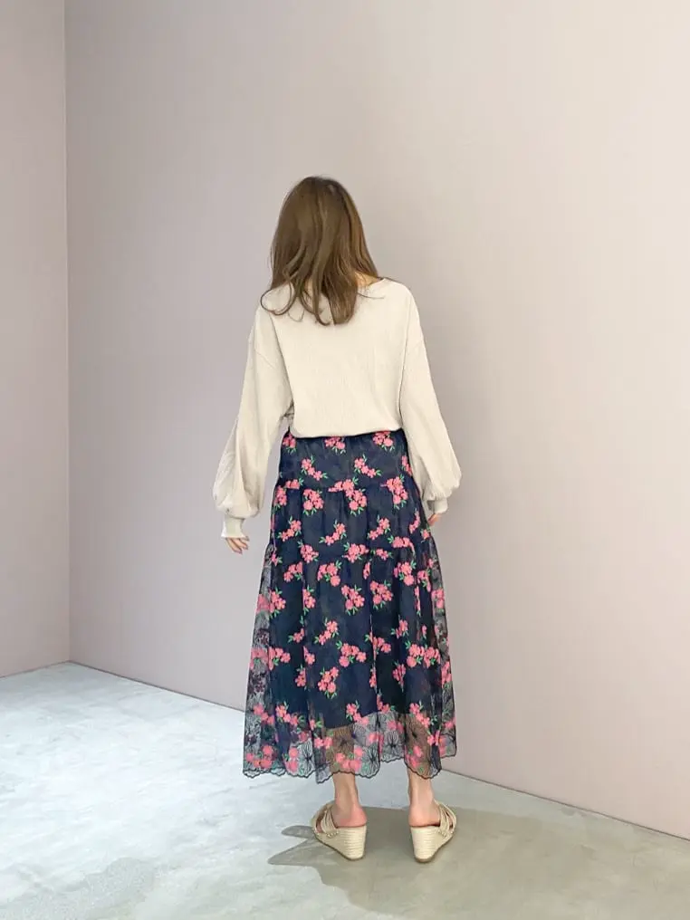 ORIGINATED IN GRACE CONTINENTAL yukimi yonee コーディネート画像