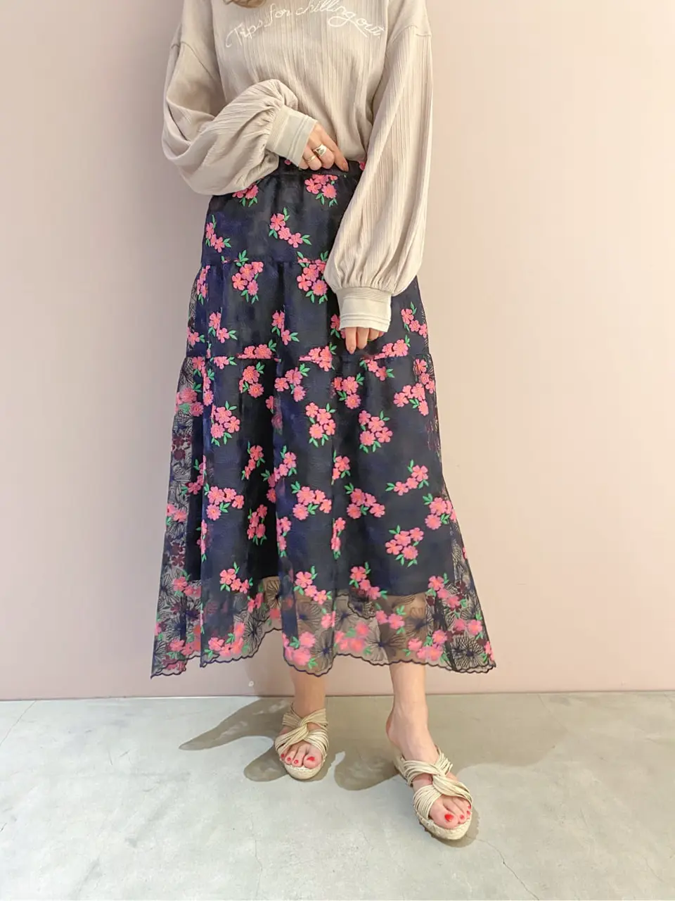 ORIGINATED IN GRACE CONTINENTAL yukimi yonee コーディネート画像