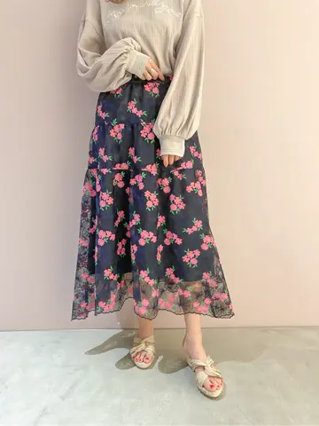 ORIGINATED IN GRACE CONTINENTAL yukimi yonee コーディネート画像