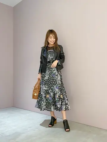 ORIGINATED IN GRACE CONTINENTAL yukimi yonee コーディネート画像