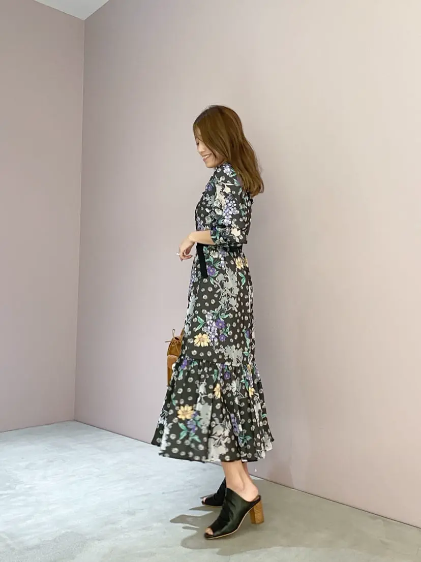 ORIGINATED IN GRACE CONTINENTAL yukimi yonee コーディネート画像