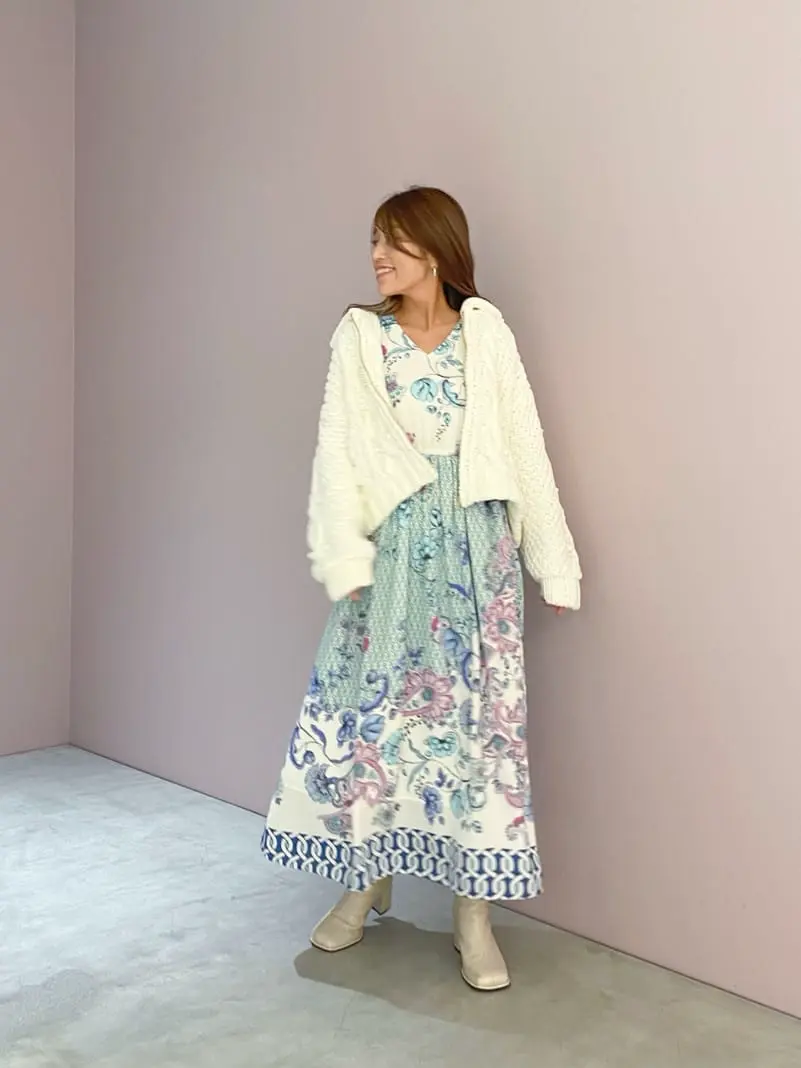 ORIGINATED IN GRACE CONTINENTAL yukimi yonee コーディネート画像