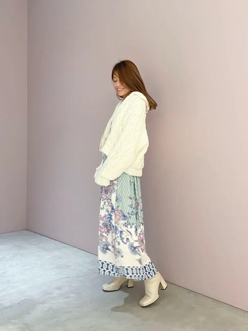 ORIGINATED IN GRACE CONTINENTAL yukimi yonee コーディネート画像