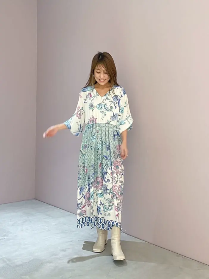 ORIGINATED IN GRACE CONTINENTAL yukimi yonee コーディネート画像