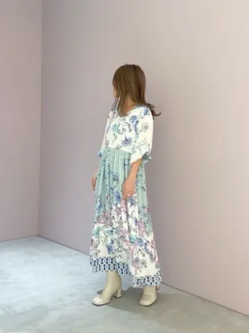 ORIGINATED IN GRACE CONTINENTAL yukimi yonee コーディネート画像